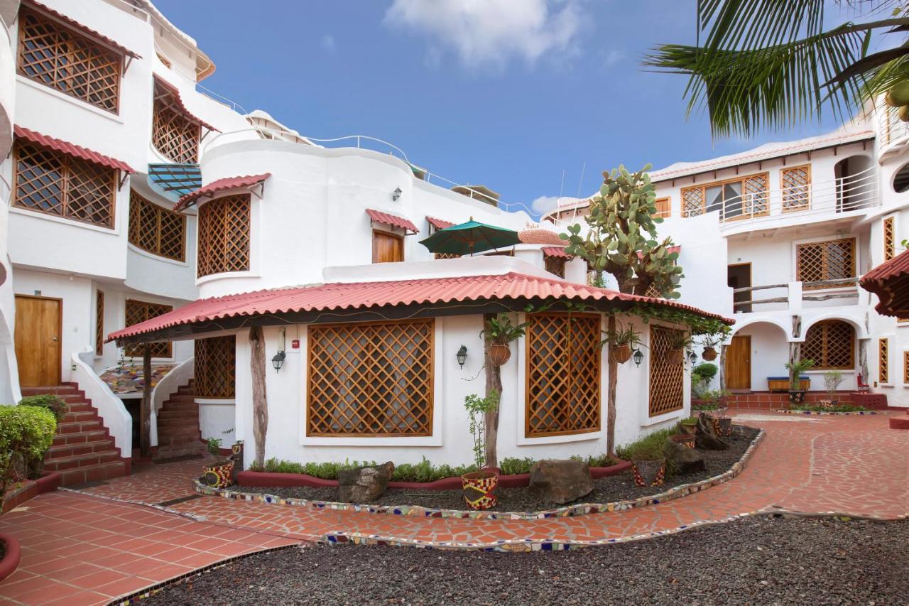 Hotel Mainao Puerto Ayora  Bagian luar foto
