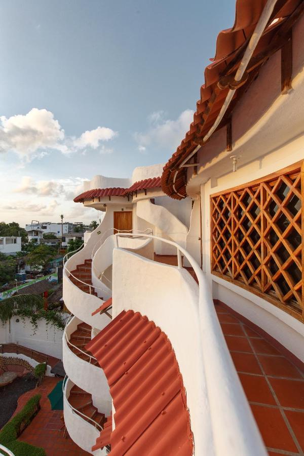 Hotel Mainao Puerto Ayora  Bagian luar foto
